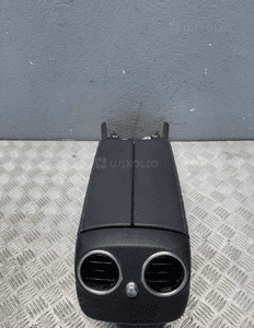MERCEDES W205 PODŁOKIETNIK SCHOWEK TUNEL A2055406865 4