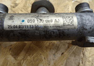 Listwa wtryskowa audi A4 059130089AJ 2