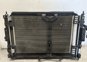 Chlodnice komplet peugeot 308 ii 2 T9 1.5 bluehdi 1