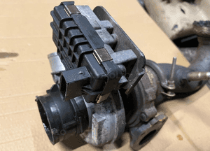 Turbosprężarka 6G9Q-6K682 LAND ROVER FREELANDER 2 II 2.2 TD4 1