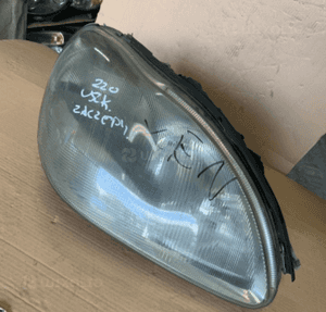 MERCEDES S 220 xenon prawy lampa prawa 1