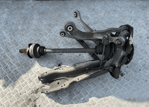 ZWROTNICA PIASTA POLOS WAHACZE PRAWY TYL W221 ORG 1