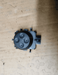 Panel przełącznik regulacji fotela kierowcy lewy przód Mercedes GL X166 W166 A2059057603 1