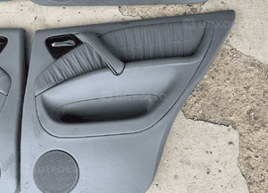 MERCEDES ml 163 tapicerka boczek drzwi lift szara skóra 4