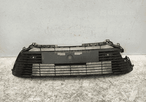 Atrapa gril grill kratka środkowa zderzaka toyota corolla E21 sedan 19- 1