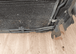 Pas Przedni Wzmocnienie Czołowe Chlodnice Wentylator 2.0 ALT 130KM AUDI A4 B6 Sedan Kombi 8E0805594B 9