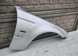 Bmw E46 e46 compact błotnik prawy przedni bez rdzy 3