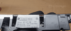 Ramka dekor tunelu wybieraka drewno Mercedes E-Klasa W211 A2116800936 6