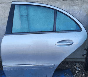 Mercedes W211 drzwi tyl tylne lewe 744 3