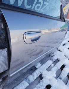 Subaru legacy iv drzwi prawy przód 4