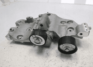 Mitsubishi canter fuso łapa alternatora wspornik 6