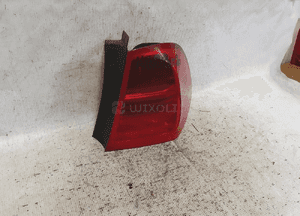 Lampa tylna prawa tył prawo bmw E90 2