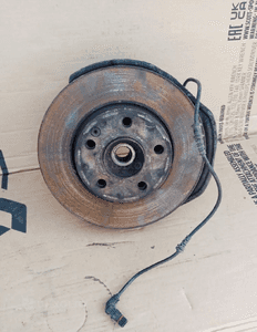 Zwrotnica prawy przód przednia prawa Mercedes W169 2.0 CDI 6