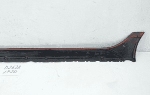 Listwa nakładka progowa prawa audi A4 B9 lift komb 8