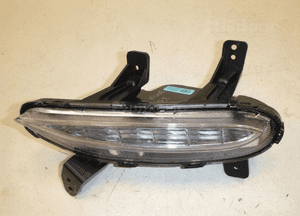 Hyundai I30 nline lampa drl led prawy przód 9