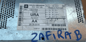 Opel Zafira B II Astra H radio CD30 MP3 wyświetlacz 4