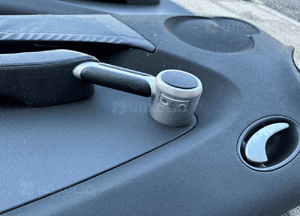 MERCEDES SLK 171 tapicerka  boczek drzwi brąz  czerwony czarny  niebieski czarny boczki drzwi 17