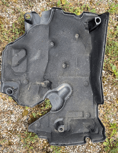 Mercedes Sprinter 906 osłona silnika pokrywa dekiel plastik   om651 6
