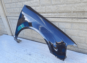 Audi A3 8P0 lift 08-13 błotnik przedni prawy 3