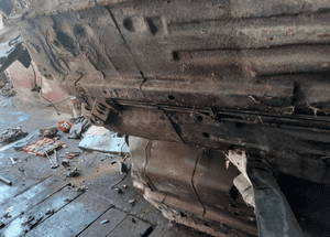 Mazda 323 323f 626 Premacy podłużnica podłoga 7
