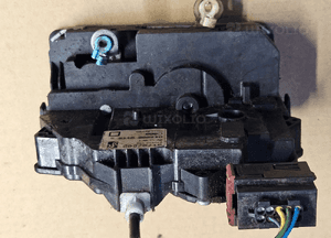 Fiat Grande Punto zamek drzwi przód przednich lewy prawy 3D 51797562 51797561 2