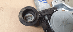 Mechanizm podnośnik szyby prawy przód Suzuki Swift IV 83430-63J00 4