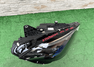 Lampa mercedes W236 cle A2369060201 digital jak nowa 4