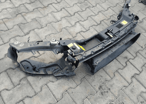 Volvo V50 S40 05 pas przedni wzmocnienie przod 2