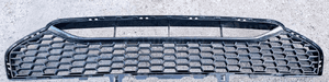 BMW M5 F90 Kratka środkowa zderzaka Przód 8072979 Nowa 3