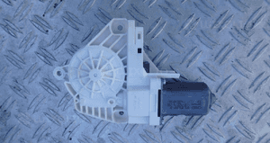 AUDI A5 SILNICZEK SZYBY LEWY PRZÓD 8T0959801B 1