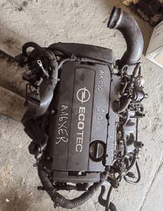 Silnik kompletny 1.6 16V A16XER opel 1