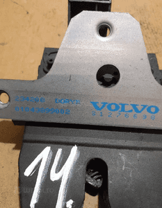 Zamek klapy tył volvo V50 S40 nr 31276698 2