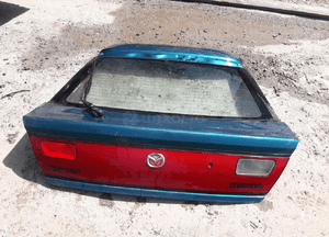 Mazda 323f BA 94-98 Klapa tylna tył 3L z szyba lotka spojler 5