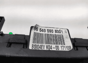 Moduł bsi skrzynka bezpieczników citroen C5 iii BSI04EV K04-00 96640590800 5