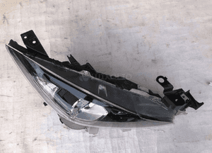 Mazda 3 lampa prawa 13- 2