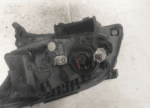 Lampa przednia prawa przód prawo toyota avensis T25 9
