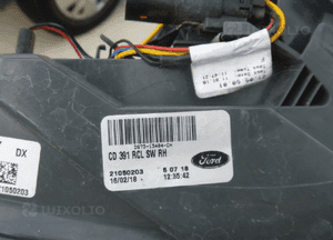 Ford mondeo MK5 kombi lampa tylna prawa w błotnik DS73-13404-CH 3