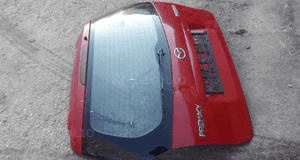 Mazda Premacy 99-05 Klapa tylna z szyba tył  tylne SU 5