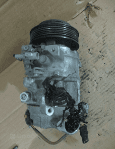 Sprężarka kompresor klimatyzacji bmw F20 F21 F30 F31 2.0D GE447260-4711 6