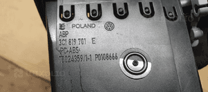 Kratka nawiewu powietrza lewa VW Passat B6 3C1819701E 6