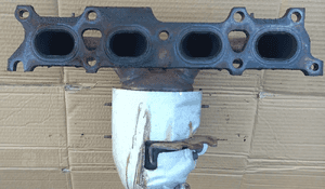 Peugeot 307 407 Citroen C4 C5 C8  2.0 16V kolektor wydechowy katalizator 3
