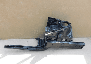 Podłużnica ćwiarka lewa bmw 3 iii F30 F31 nowa 1