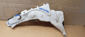 Zbiorniczek spryskiwaczy pompka Ford Focus MK2 Kombi 1