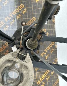 BMW 1 E81 / E87 Zwrotnica piasta tył Lewy - 16272 2