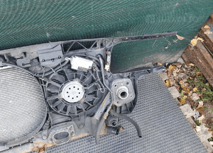 Pas Przedni Wzmocnienie Czołowe Zderzaka Chłodnice Wentylator 2.5 TDI V6 AUDI A4 B6 24