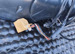 Lusterko Zewnetrzne Prawe EUROPA 5 pin Czarne LZ9Y AUDI A4 B6 B7 12