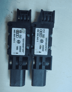 Audi A6 C5 sensor czujnik uderzeniowy 4B0959643C