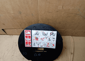 Wkład bagażnika lewarek podnośnik samochodowy Renault Clio III 8200852691 8200225839 4