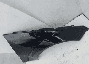 Błotnik prawy przód mercedes W204 lift 6