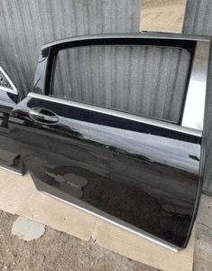MERCEDES maybach x222 drzwi tył tylne zamek  czarne c197 lewe prawe keyless klamka roleta 2